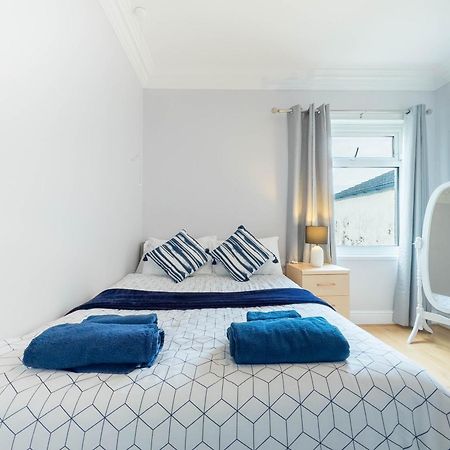 2 Bedroom Apartment Саутенд-он-Си Экстерьер фото